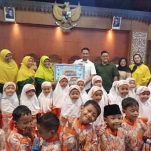 Ketua DPRD dan Komisi D DPRD Blora Digruduk Puluhan Bocil, Ada Apa? 