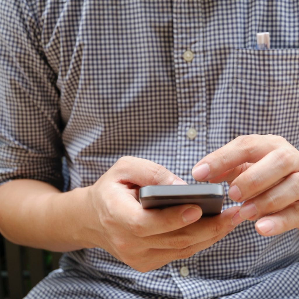 Tak Perlu ke Bank, Begini Cara Cek BI Checking Langsung dari HP. (Foto: Porapak Apichodilok/Pexels)