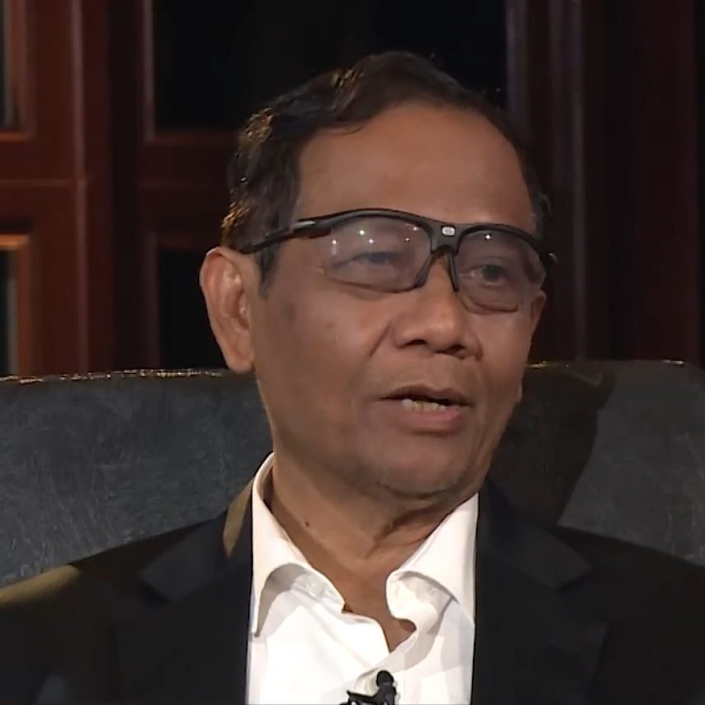 Tanggapan Mahfud MD soal serangan Gibran dengan istilah sulit saat debat cawapres 2024. Foto: Tangkapan layar YouTube Karni Ilyas