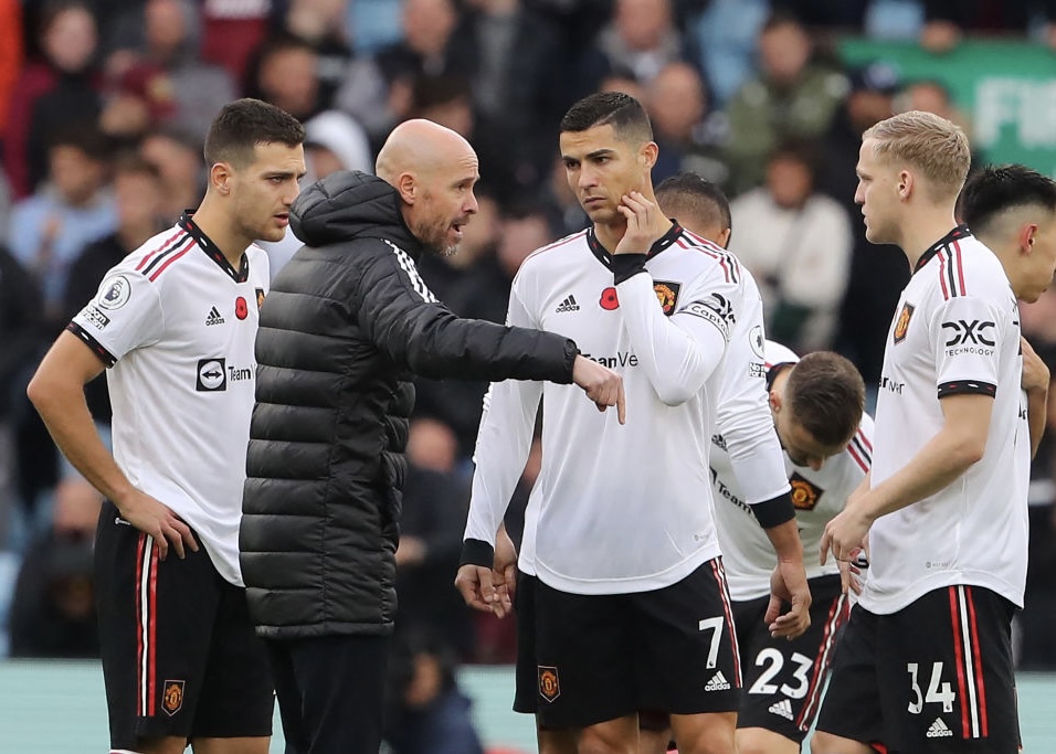 Alasan Erik ten Hag mendepak Ronaldo dari MU. Foto: x.com/FabrizioRomano