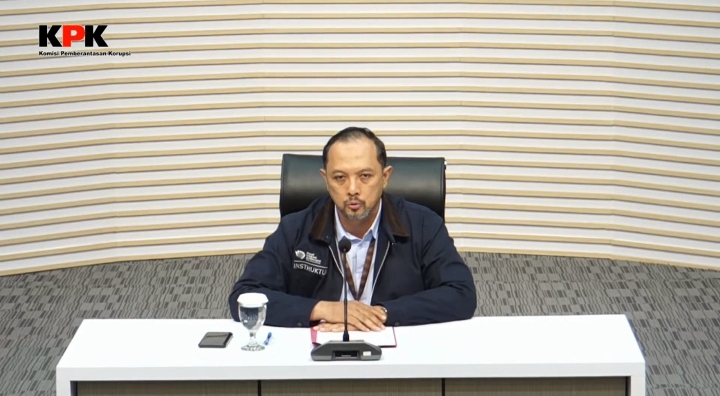 Juru Bicara KPK, Tessa Mahardhika jelaskan oknum pegawai KPK gadungan. Foto: Tangkapan Layar YouTube KPK RI