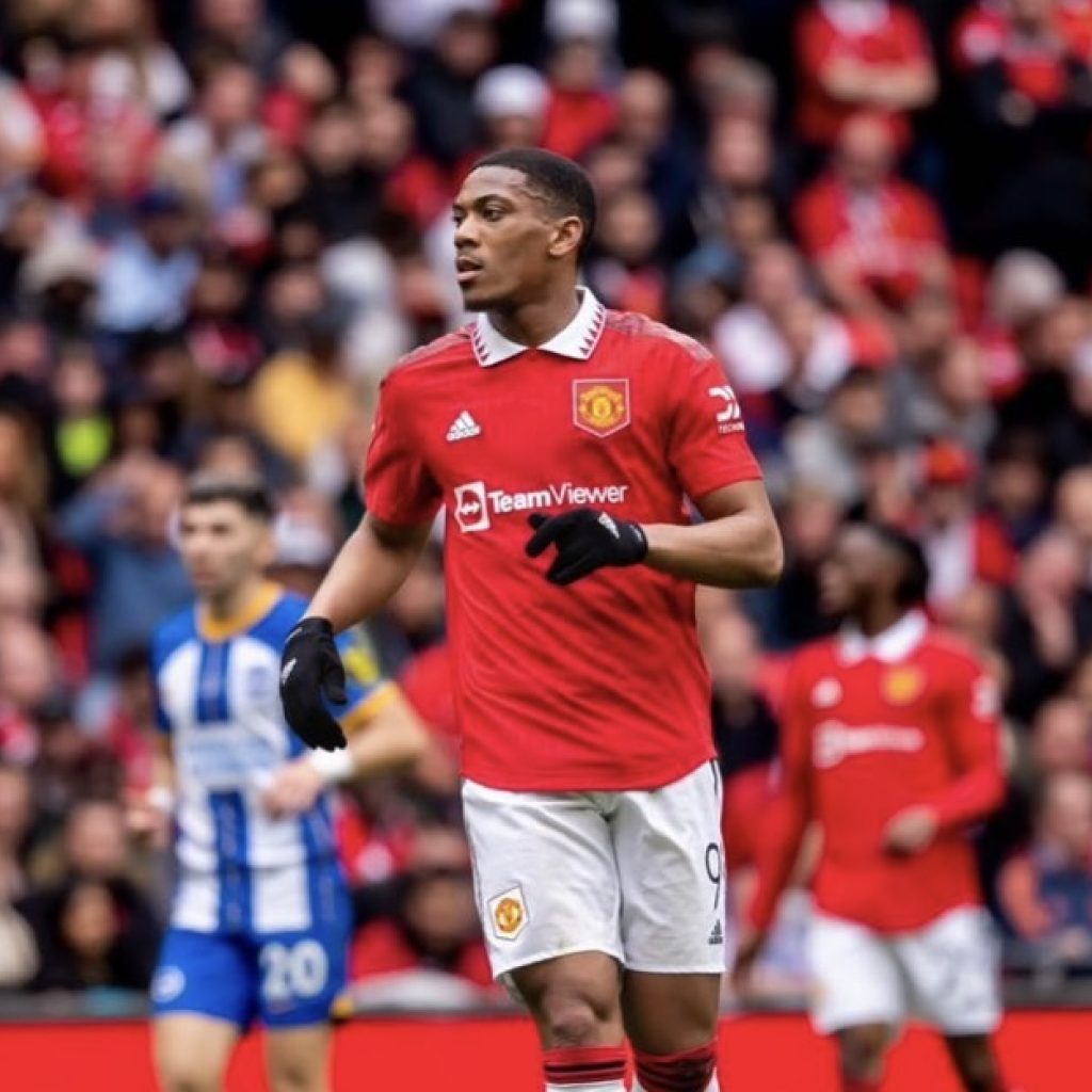 Tolak Pinangan Marseille dan Fenerbahce, Anthony Martial Ngotot Bertahan di MU hingga Akhir Kontrak