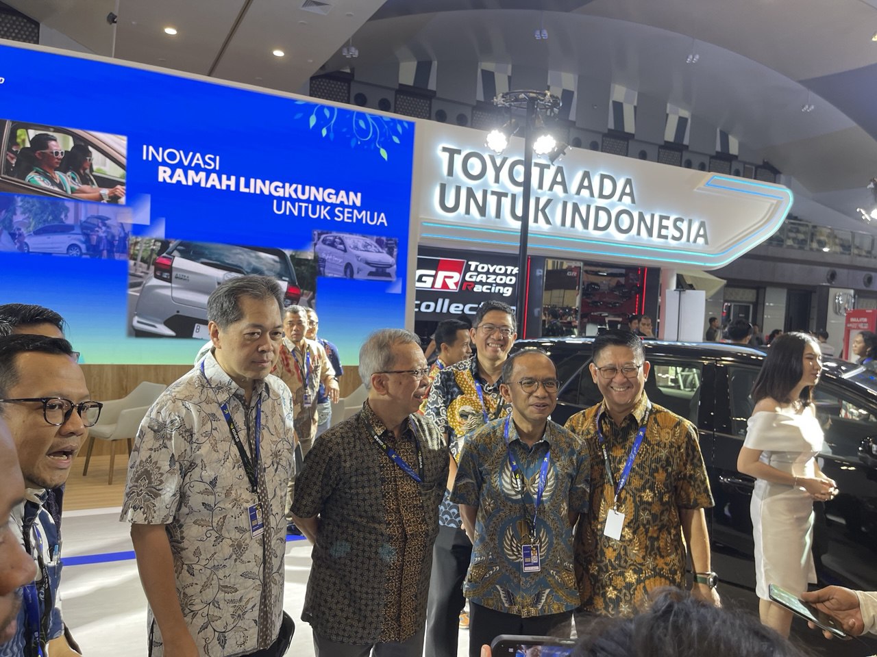 Toyota Hadirkan Promo Menggiurkan di GIIAS Semarang 2025, Beli Mobil Jadi Makin Untung! 3 TUTURPEDIA - Toyota Hadirkan Promo Menggiurkan di GIIAS Semarang 2025, Beli Mobil Jadi Makin Untung!