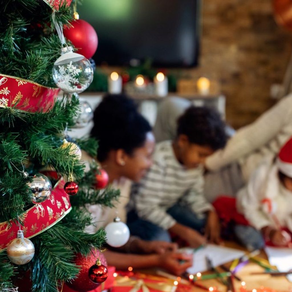 8 Tradisi Natal Menarik di Seluruh Dunia dari Jerman hingga Ethiopia!