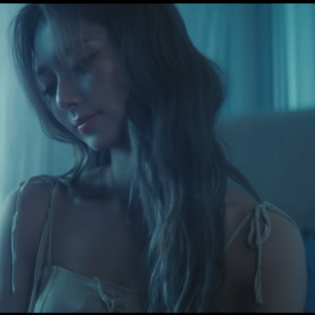 Tzuyu TWICE debut solo. Foto: Tangkapan Layar YouTube JYP Entertainment