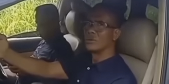 Kapolsek Bunga Raya terciduk bawa tahanan jalan-jalan ke kebun sawit FOTO: Instagram.com/sukabumitoday