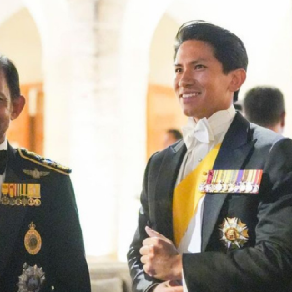 Sosok Pangeran Mateen, Pangeran Brunei yang curi perhatian saat KTT ke-43 ASEAN. FOTO: Instagram.com/tmski