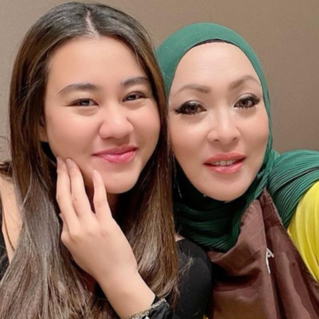 Aaliyah Massaid dikabarkan makin dekat dengan Thariq Halilintar, Angelina Sondakh berikan tanggapan. FOTO: Instagram.com/angelinasondakh09