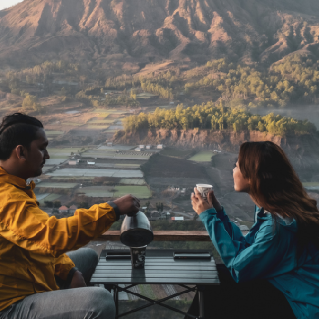 Inilah 5 rekomendasi tempat honeymoon yang romantis di Indonesia. FOTO: Website Kemenparekraf RI