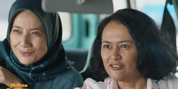 Chemistry Sarah Sechan dan Cut Mini di Film Mohon Doa Restu bikin repot Ody Harahap.