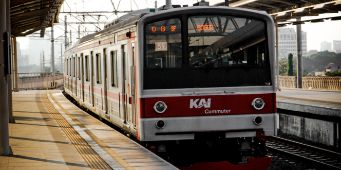 Ada tarif diskon untuk para warga disabilitas untuk naik kereta api. FOTO: Pexels.com/Maaule Cheeds