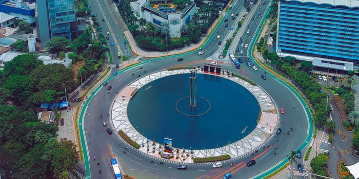 Imbas dari perubahan status menjadi DKJ, warga Jakarta harus cetak ulang e-KTP. FOTO: Pixabay.com/ghary525