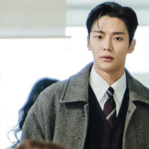 Pasca Hengkang dari SF9, Rowoon Ungkap Pesan Mendalam untuk Fans: Berkat Kalian …