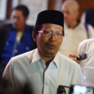 Peragaan Sarung Santri Nusantara, Tampilkan Keragaman Indonesia Lewat Busana Sarung