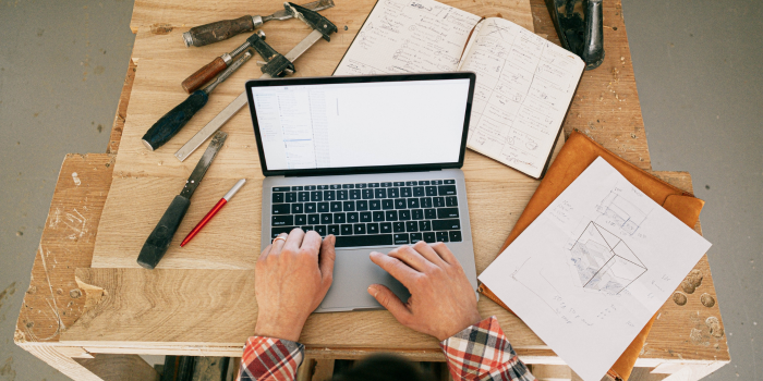 Platform freelance untuk cari cuan tambahan atau kerja remote. FOTO: Pexels.com/Ivan Samkov