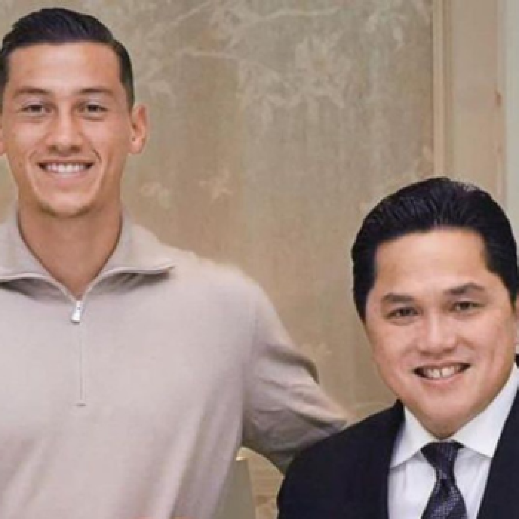 Erick Thohir datangkan pemain asal klub Liga Italia Venezia FC, Jay Idzes. Foto: Instagram.com/erickthohir