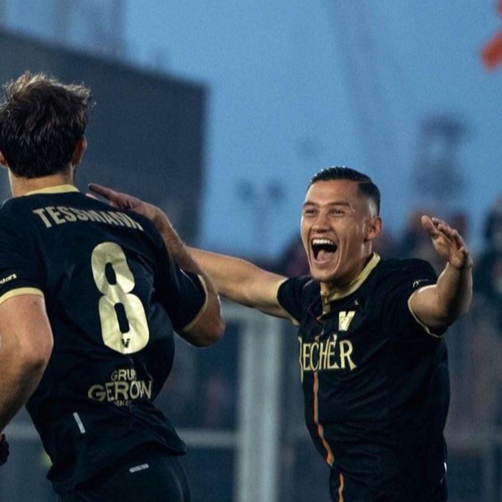 Jay Idzes bersama Venezia FC promosi ke Serie A. Foto: instagram.com/jayidzes