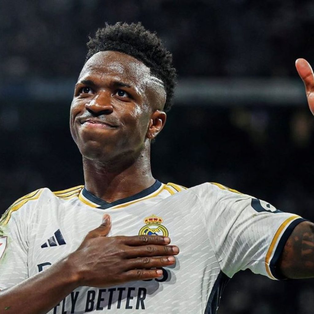 Seorang penggemar Real Mallorca dipenjara usai kasus rasisme, salah satunya terhadap Vinicius. Foto: x.com/vinijr