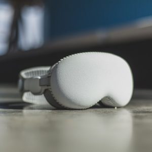 Apple Hadirkan Vision Pro Lite dengan Harga Lebih Murah, Apa Kelemahannya?