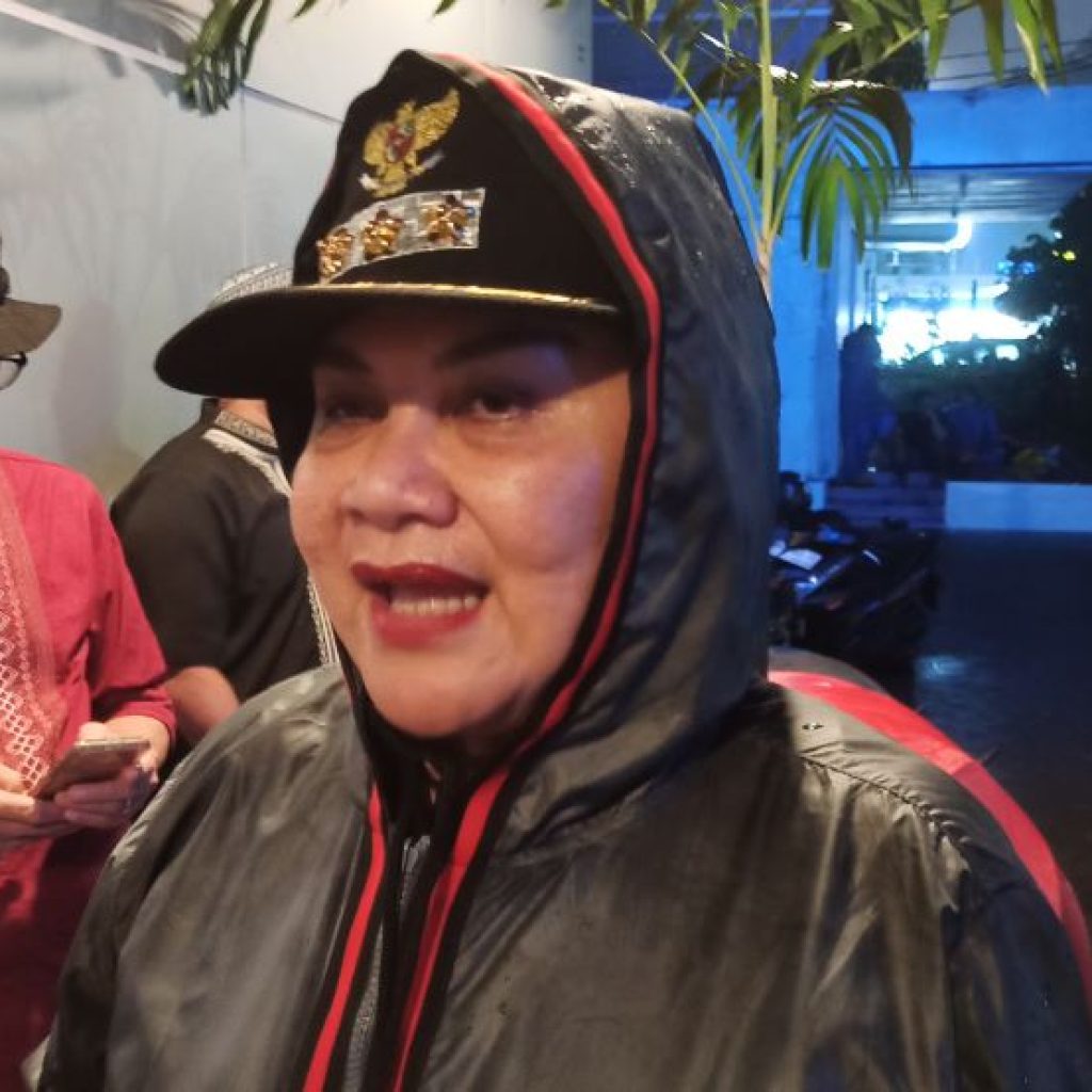Wali Kota Semarang Tinjau Sejumlah Titik Terdampak Banjir, Imbau Masyarakat Tak Panik atas Pemadaman Listrik