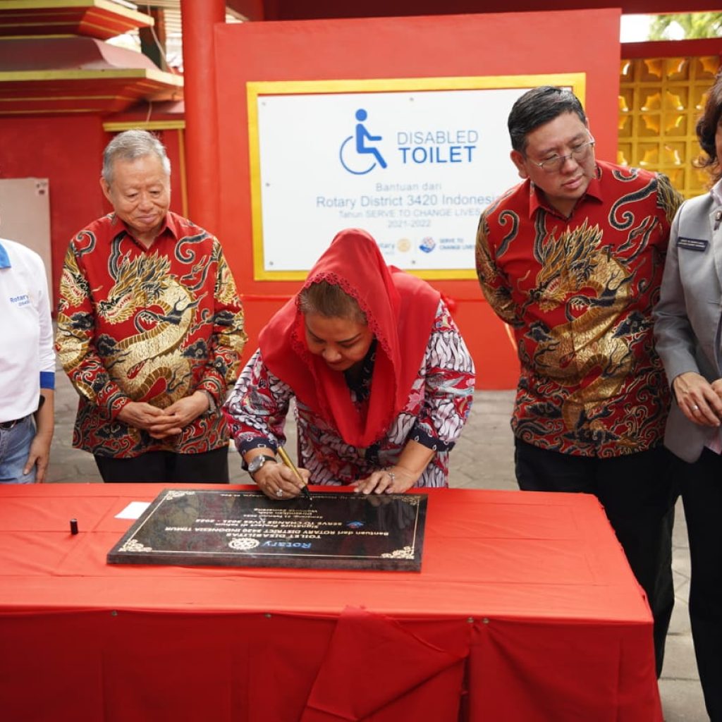 Wujudkan Kota yang Ramah Disabilitas, Wali Kota Semarang Resmikan Toilet Disabilitas di Sam Poo Kong