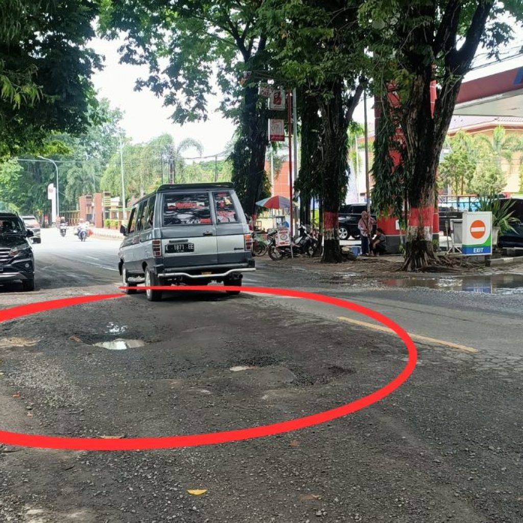 TUTURPEDIA - Warga Dukuh Ketangar Beberkan Pentingnya Perbaikan Jalan yang Rusak di Wilayahnya, Harapkan Pemerintah Segera Ambil Tindakan