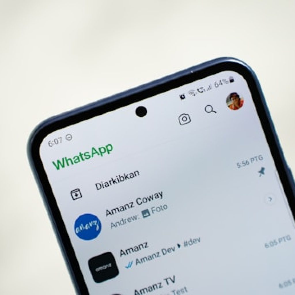 Tak perlu nomor HP lagi, pengguna WhatsApp bisa login pakai username. Foto: unsplash.com/amanz