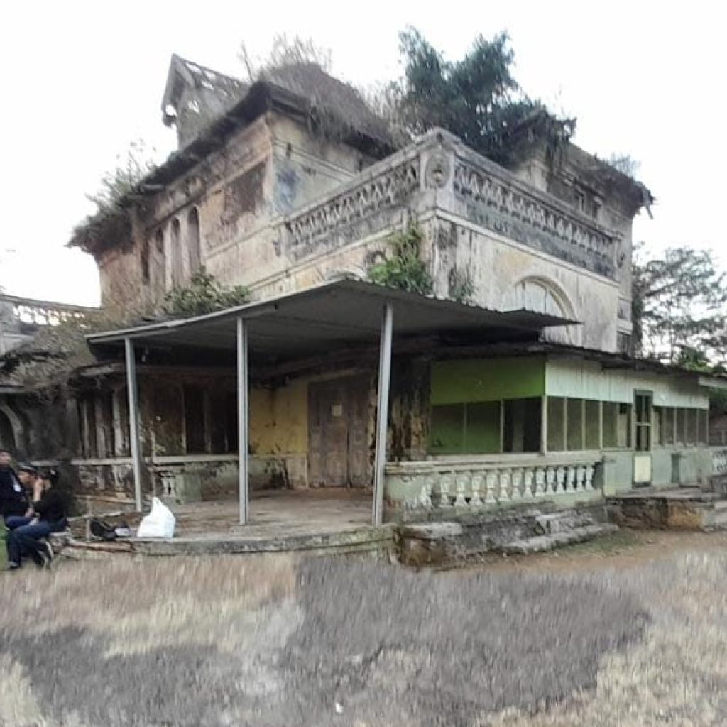Peserta Tour Horor Alami Hawa Mistis di Gedung Kuning, Praktisi Supranatural Beri Tips Ini 