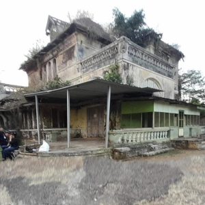 Peserta Tour Horor Alami Hawa Mistis di Gedung Kuning, Praktisi Supranatural Beri Tips Ini 