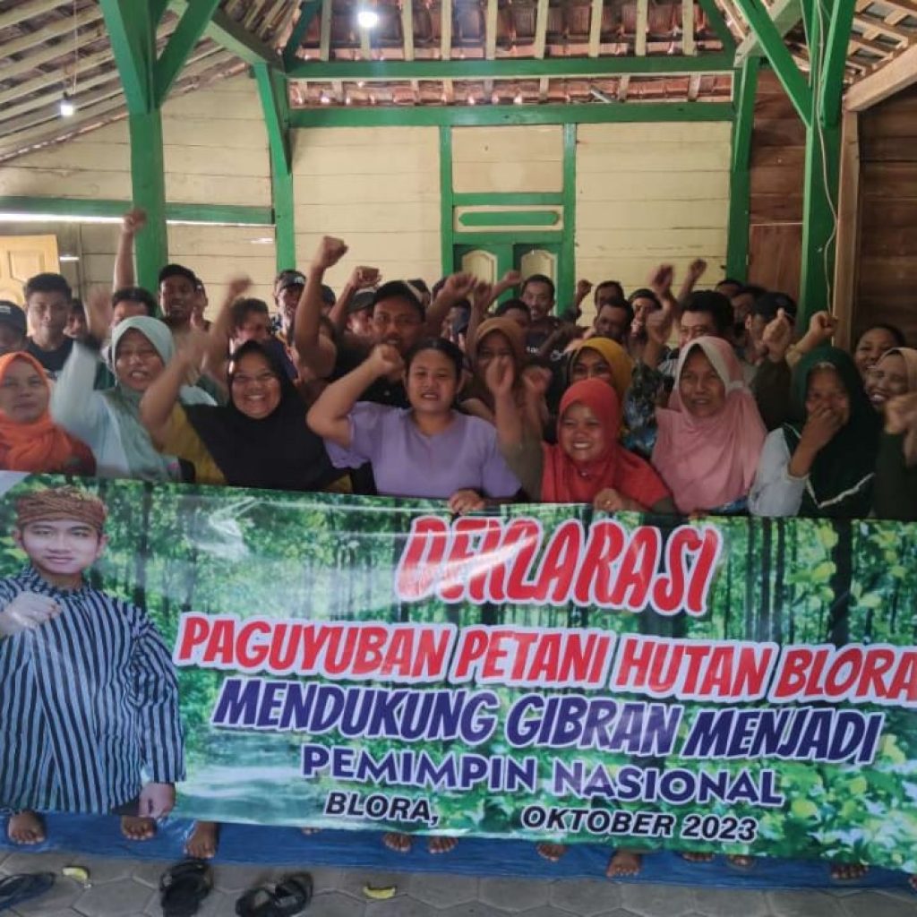 Petani hutan Blora akan dukung Gibran di Pemilu 2024. FOTO: Dok. Pribadi