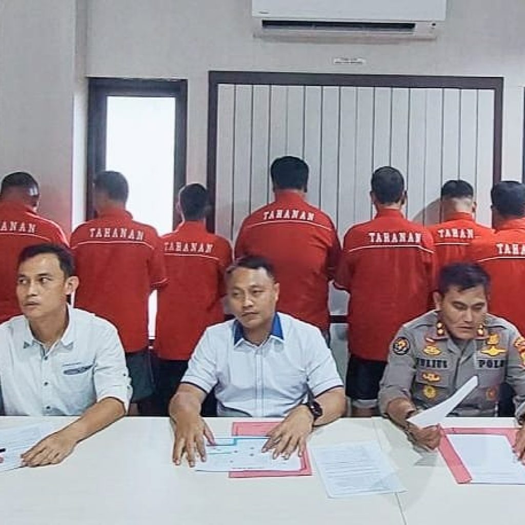 Subdit Tipidkor Polda Bengkulu ungkap dugaan tindak pidana korupsi dana BTT pada BPBD Kabupaten Seluma, dalam konferensi pers Senin (16/10/2023). FOTO: Dok. Riki Santoso
