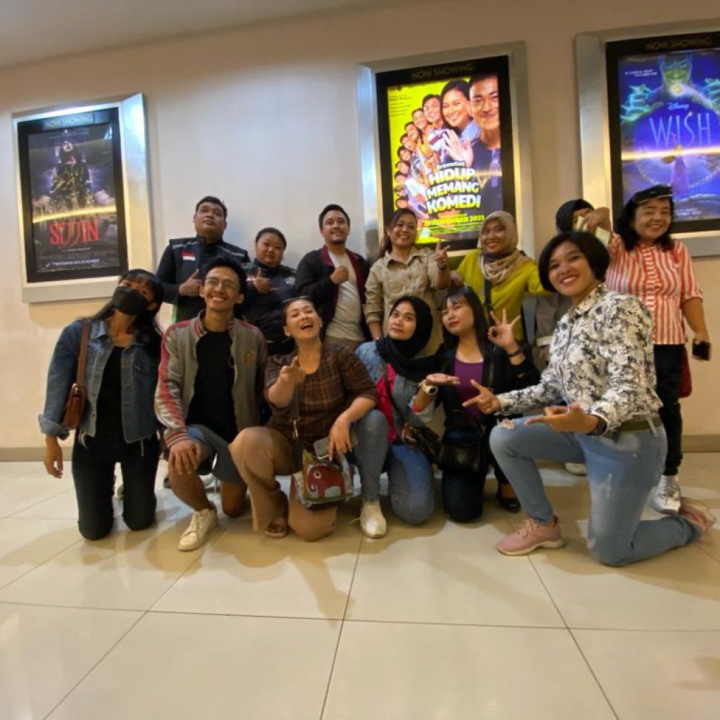 Peserta Nobar. (Foto: Dok. Tuturpedia)