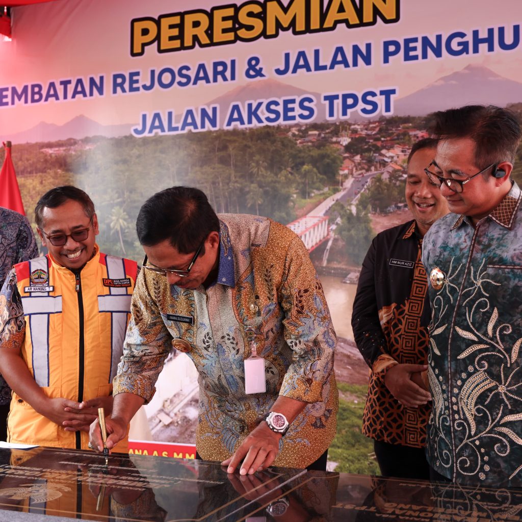 TUTURPEDIA - Resmikan Jembatan Sucipto Suwigo Magelang, Pj Gubernur : Dapat Membantu dan Meningkatkan Perekonomian