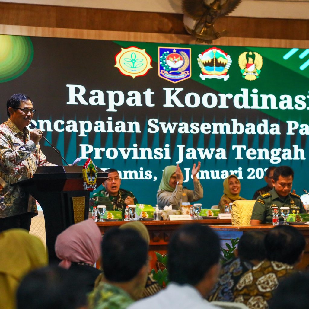 TUTURPEDIA - Jateng Siap Produksi Padi 11,8 Juta Ton, Kementan Berikan Dukungan