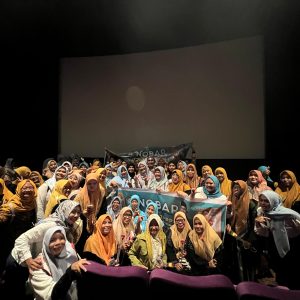 Nonton Bareng ‘1 Imam 2 Makmum’, Gus Yasin Bagikan Pesan Kesetiaan