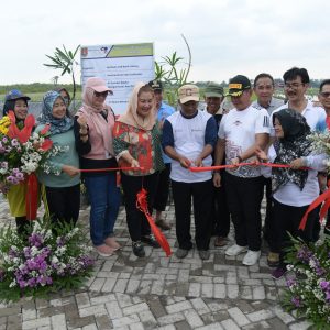 Resmikan Embung Geomembran, Mbak Ita Ingin Kecamatan Tugu Jadi Percontohan Biosalin