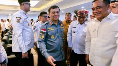 Hansip Reborn! 243 Ribu Satlinmas Jateng Siaga Bencana dan Lawan Hoaks 3 TUTURPEDIA - Hansip Reborn! 243 Ribu Satlinmas Jateng Siaga Bencana dan Lawan Hoaks