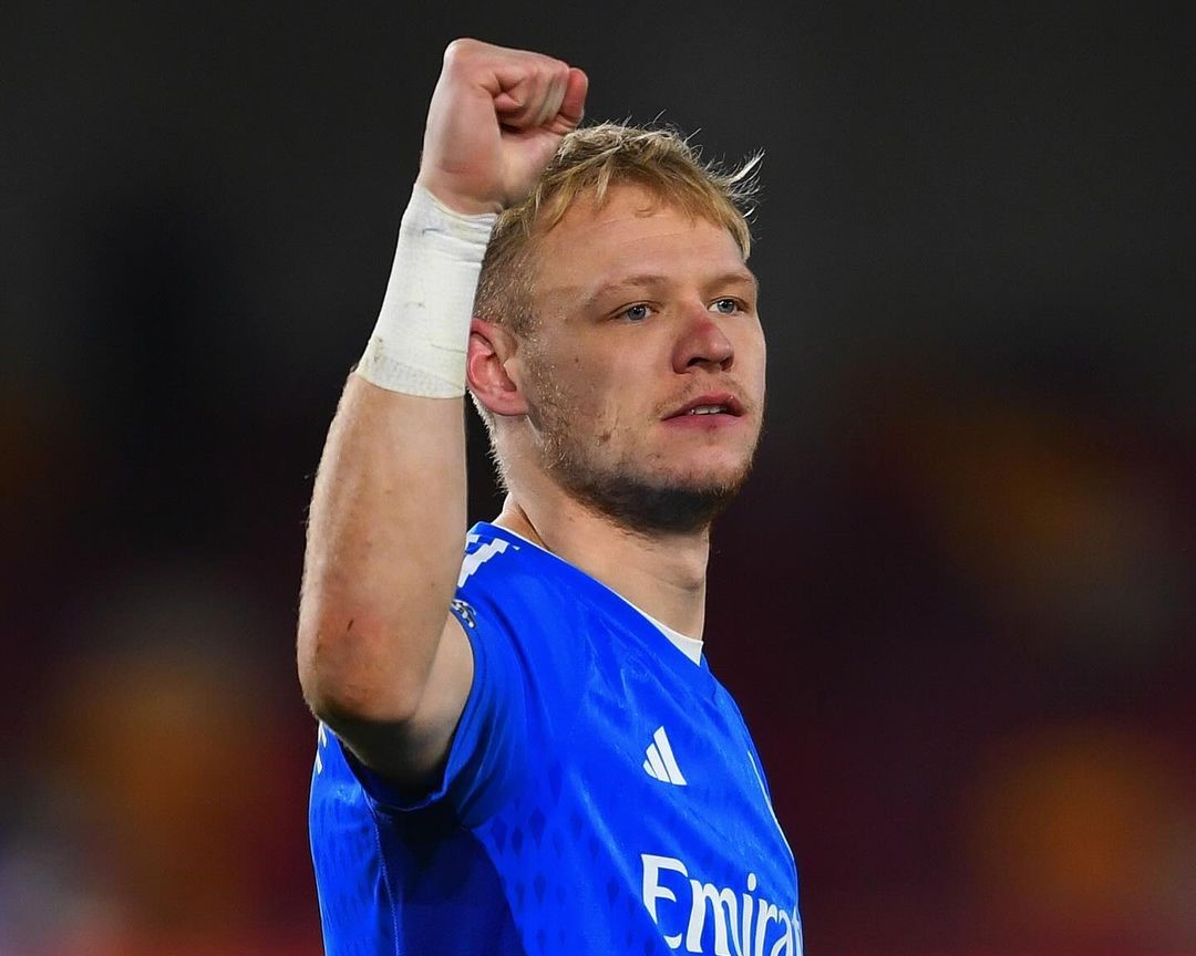 Wolves dikabarkan mengincar Ramsdale sebagai pengganti Jose Sa dengan status pinjaman. Foto: Instagram.com/arsenal