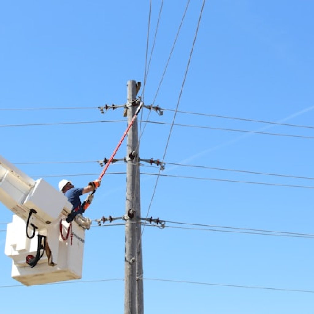 Mati Listrik di Sumatra Hampir Teratasi, PLN Siapkan 10 Persen Kompensasi