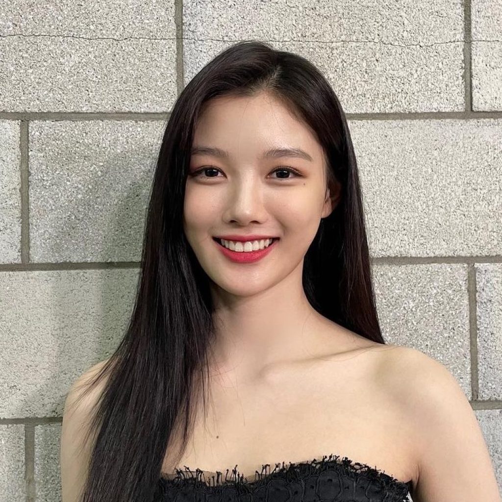Inilah deretan drakor hits Kim Yoo Jung yang tak kalah seru dari My Demon. Foto: Instagram.com/you_r_love