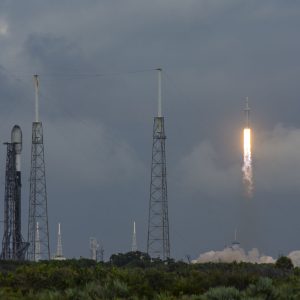NASA dan SpaceX Berhasil Luncurkan Wahana Psyche ke Asteroid Logam Terbesar di Tata Surya
