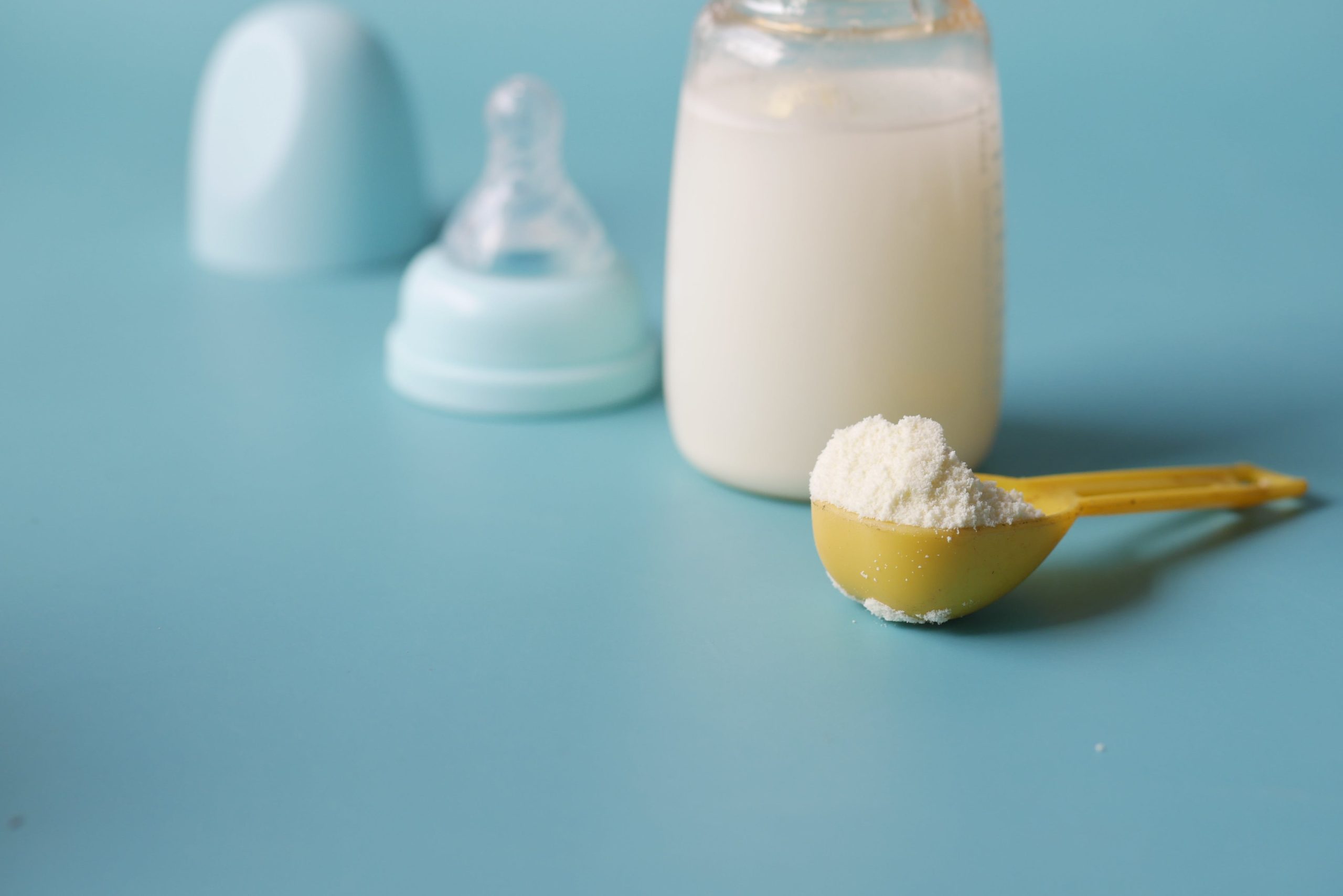 Suhu yang tepat untuk menyeduh susu bubuk. Foto: Pexels.com/Towfiqu barbhuiya