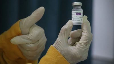 TUTURPEDIA - AstraZeneca akan Tarik Seluruh Vaksin Covid-19 di Seluruh Dunia