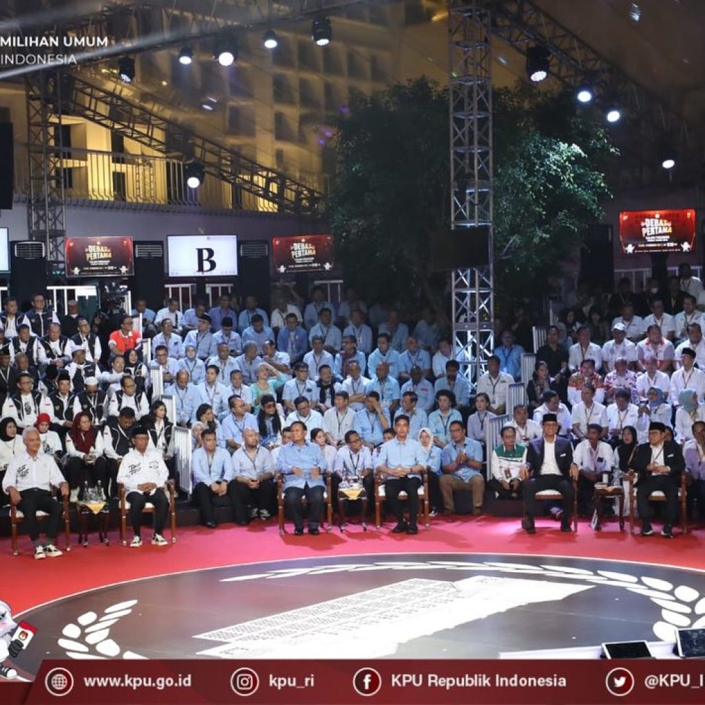 Gibran dan Prabowo Masih Pakai Baju Biru untuk Debat Cawapres 2024, Adakah Makna Khusus?
