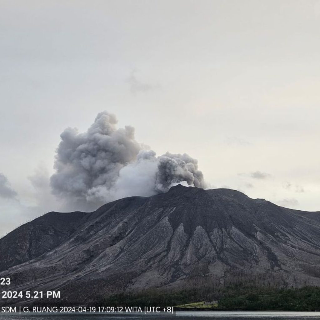 Gunung Ruang Erupsi Lagi, Bantuan Kemanusiaan Mulai Berdatangan