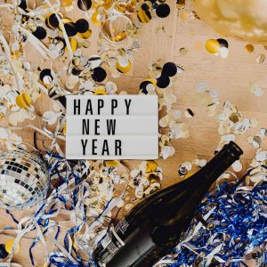 11 Rekomendasi Dekorasi Tahun Baru yang Wajib Kamu Buat di Pesta Akhir Tahun Nanti!