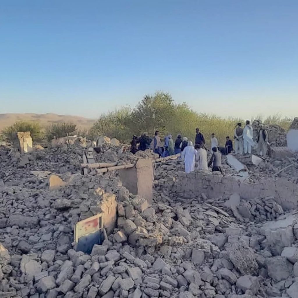 Gempa menerjang barat laut Afghanistan dengan kekuatan 6,3 magnitudo. FOTO: Tangkapan layar Youtube KHOU 11