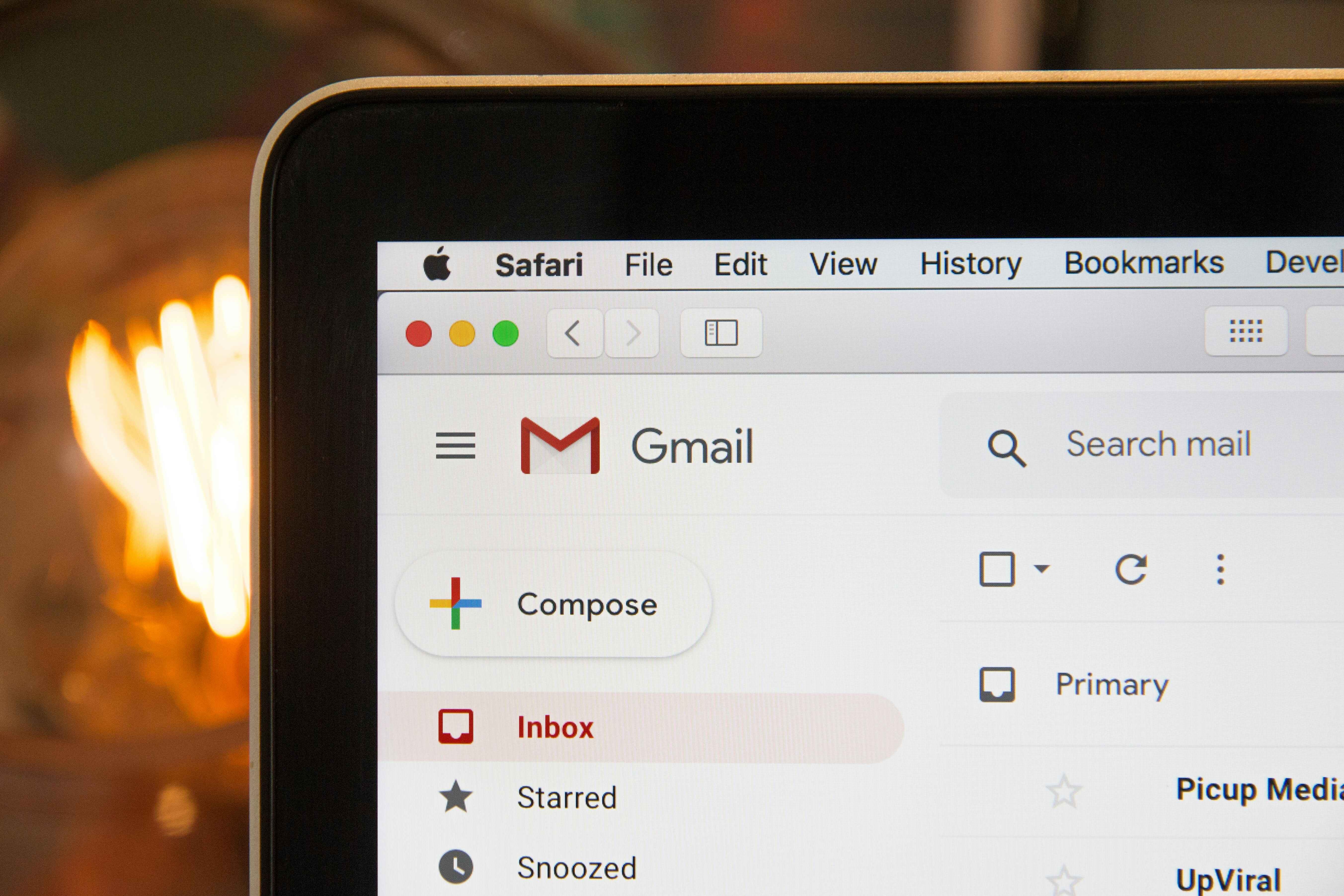 Khusus Android, Gmail akan Rilis Fitur AI yang Bikin Isi Email Lebih Simpel!