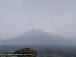 Gunung Semeru Alami Erupsi Enam Kali Sehari, PVMBG Imbau Masyarakat Tetap Waspada!