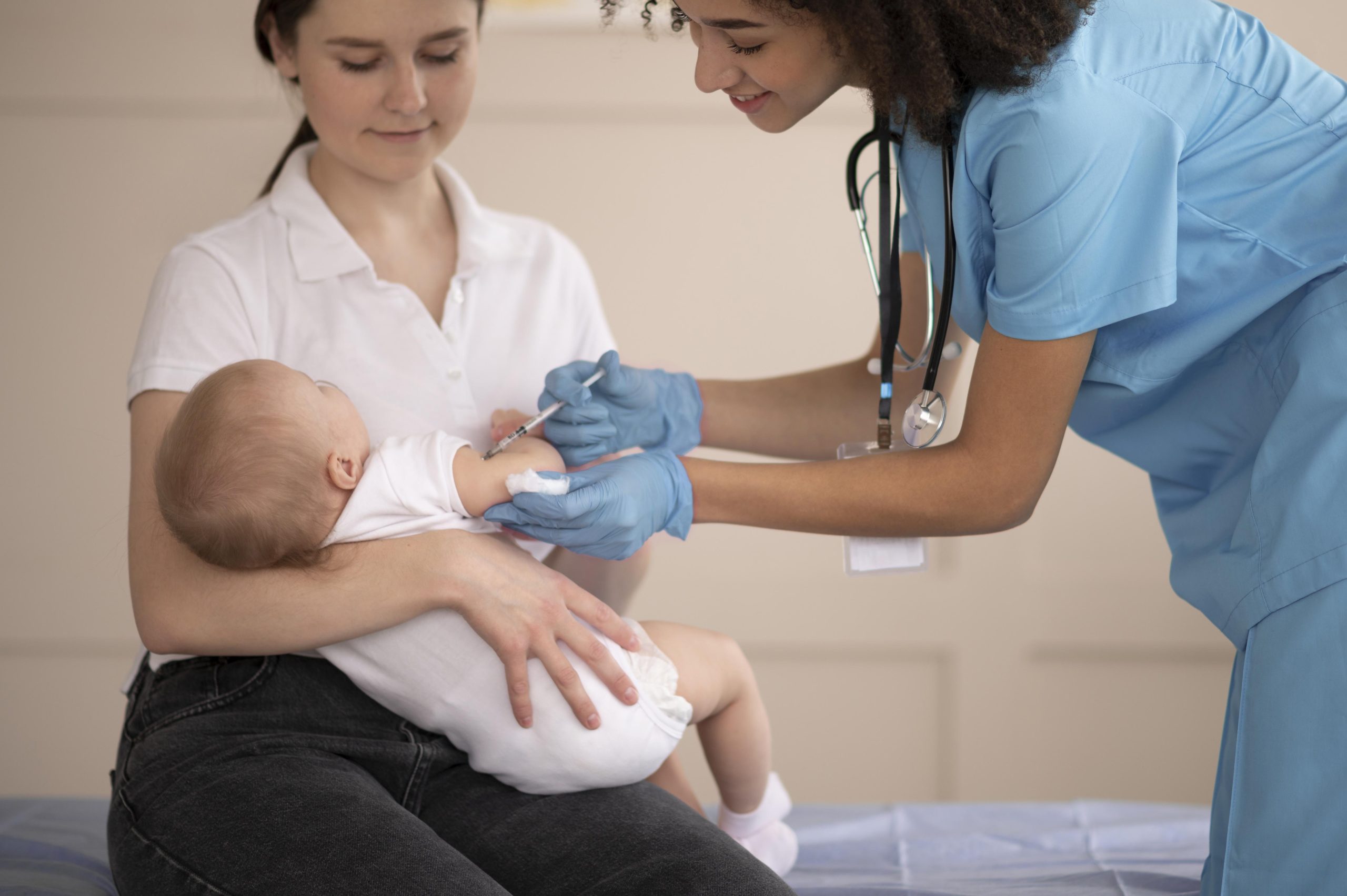 Ketahui efek samping imunisasi rotavirus yang disebut bermanfaat untuk mencegah diare pada anak. Foto: Freepik.com
